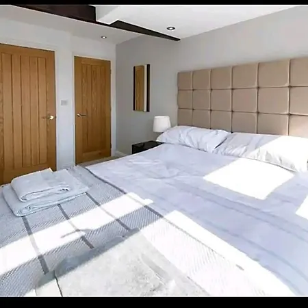 The Loft At Mayfield, Apartmán *